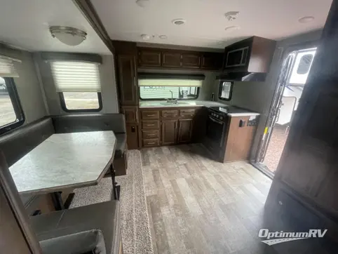 2020 Forest River Rockwood Mini Lite 2506S RV Photo 4