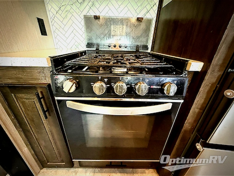 2020 Heartland ElkRidge 38FLIK RV Photo 3