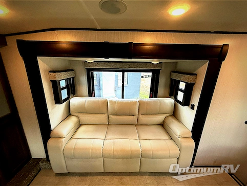 2020 Heartland ElkRidge 38FLIK RV Photo 2