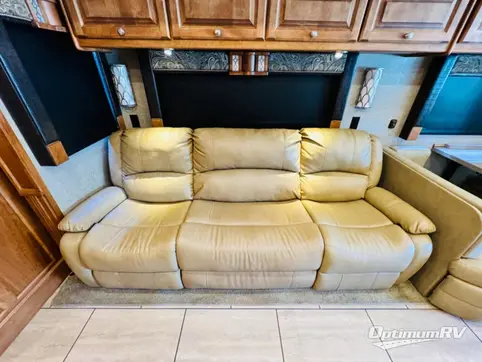 2017 Tiffin Allegro 32 SA RV Photo 3