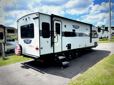 2024 Forest River Salem 24RLXL RV Photo 3