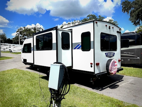 2024 Forest River Salem 24RLXL RV Photo 4