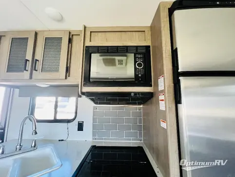2021 Keystone Hideout 272BH RV Photo 3