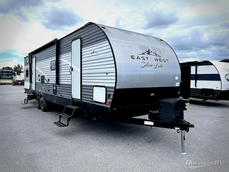 2021 East To West Silver Lake 31KBH RV Photo 1