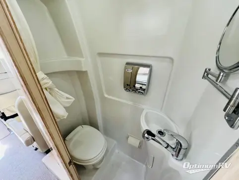 2014 Airstream Interstate Interstate Lounge RV Photo 4