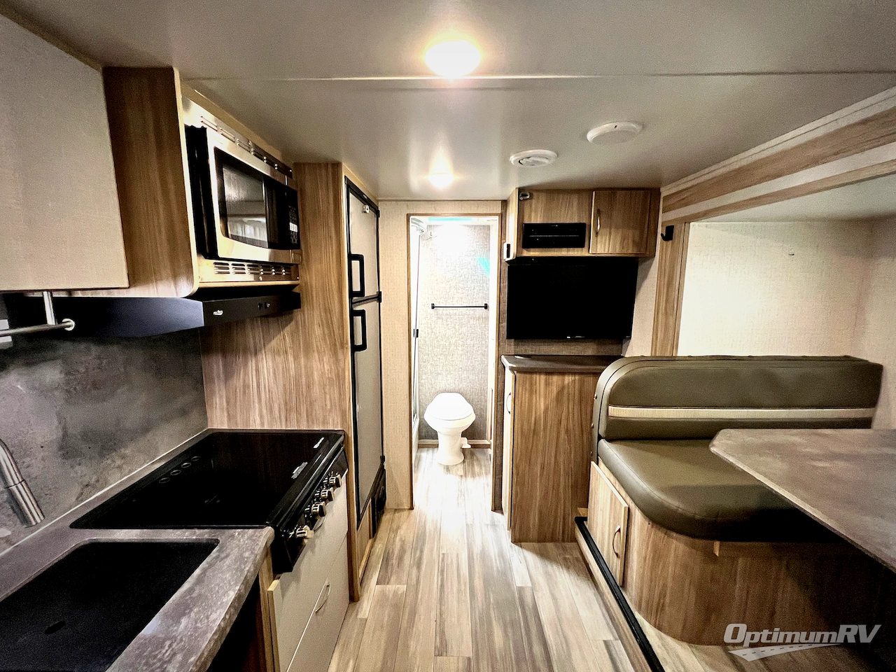 2021 Winnebago Towables Micro Minnie 2108DS Photo 4