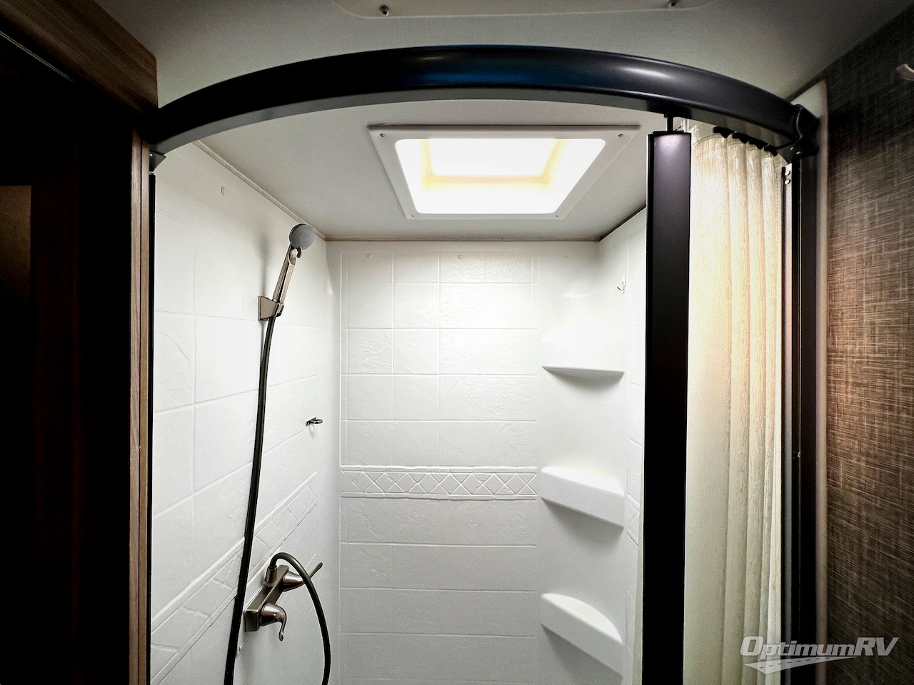 2021 Winnebago Towables Micro Minnie 2108DS Photo 16