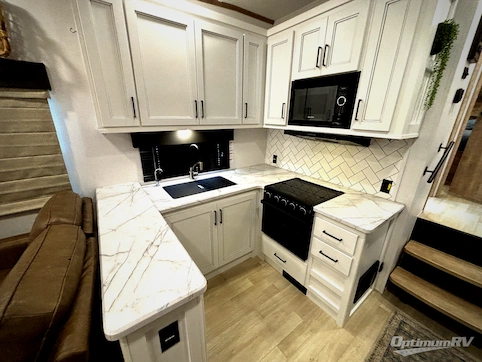 2024 Keystone Arcadia Super Lite 294SLRD RV Photo 2