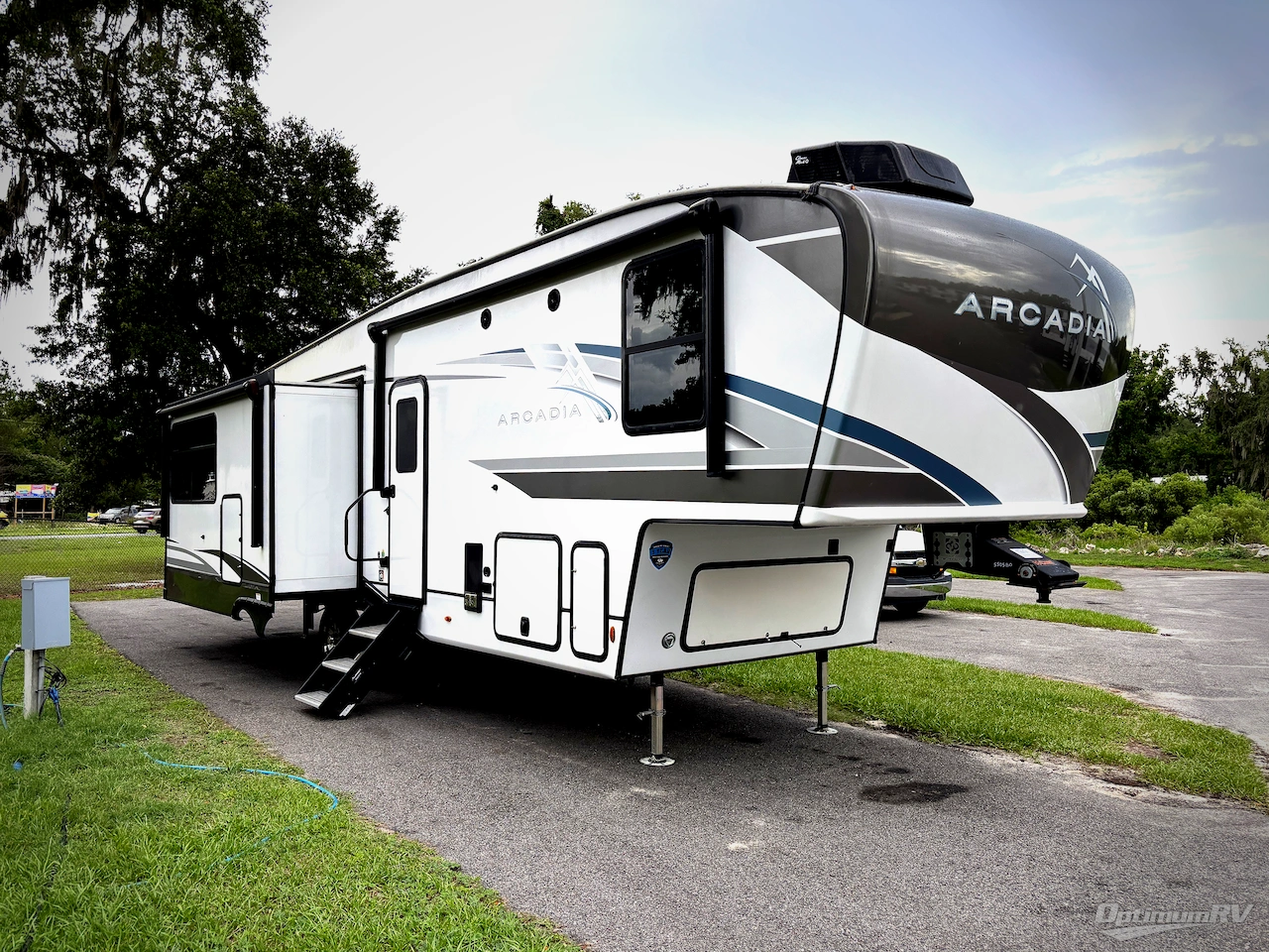 2024 Keystone Arcadia Super Lite 294SLRD Photo 1