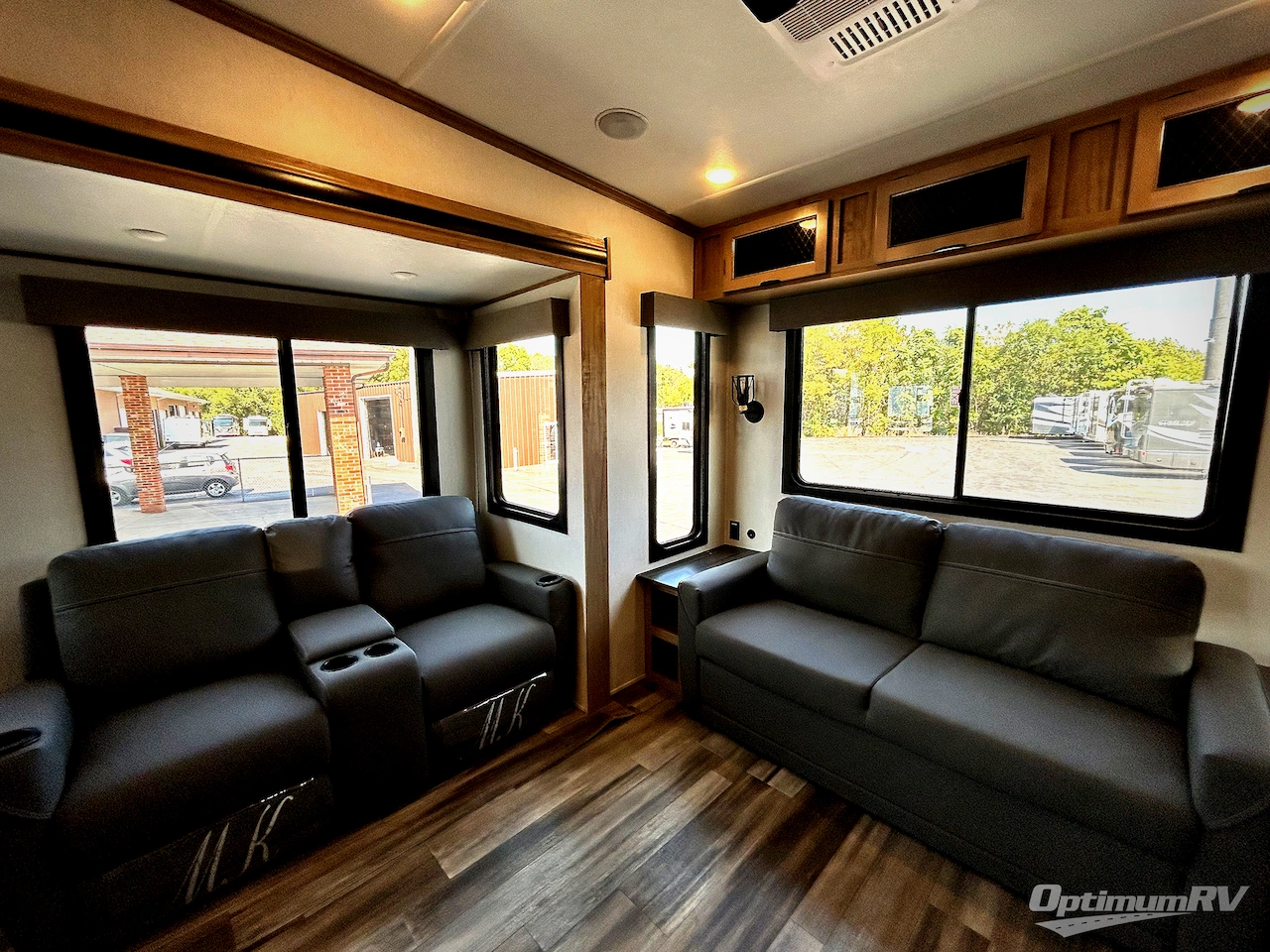 2024 Forest River Sabre 36FLX Photo 6