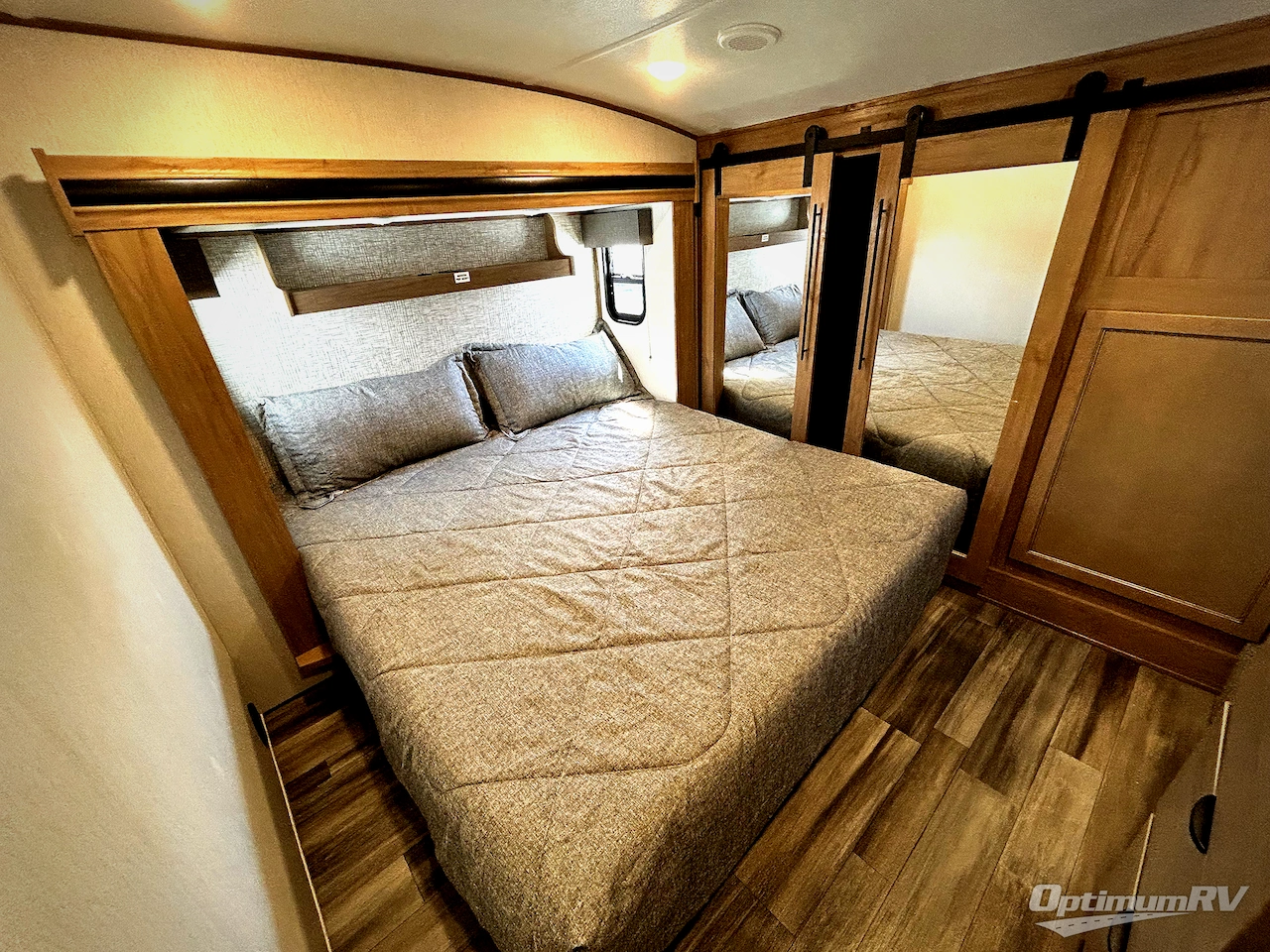 2024 Forest River Sabre 36FLX Photo 15