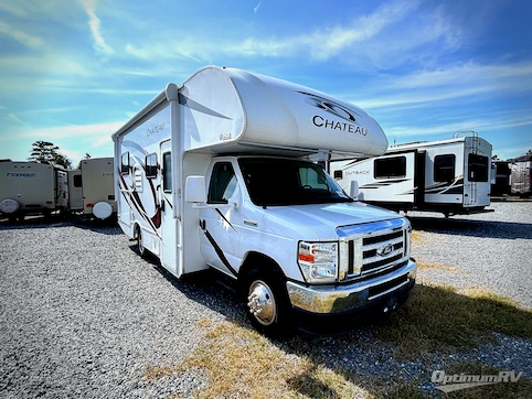 Used 2022 Thor Chateau 22E Featured Photo