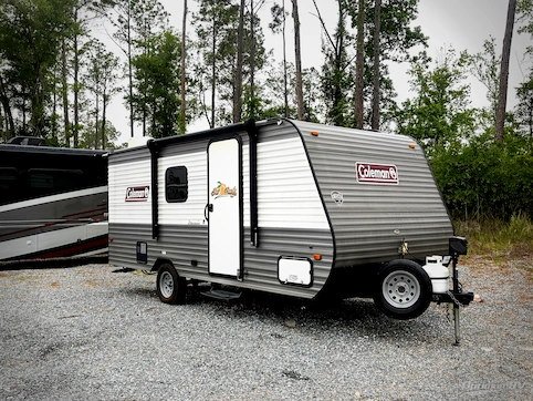 Used 2023 Dutchmen Coleman 17B Featured Photo