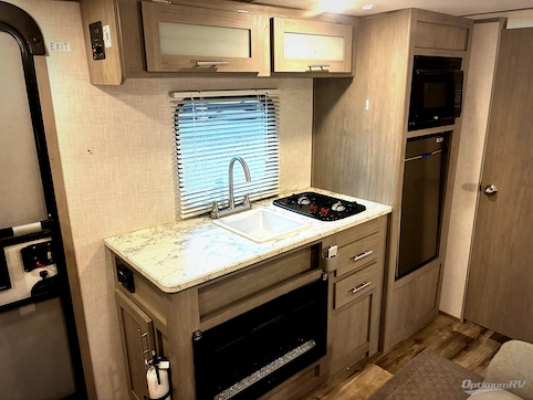 2023 Dutchmen Coleman 17B RV Photo 3