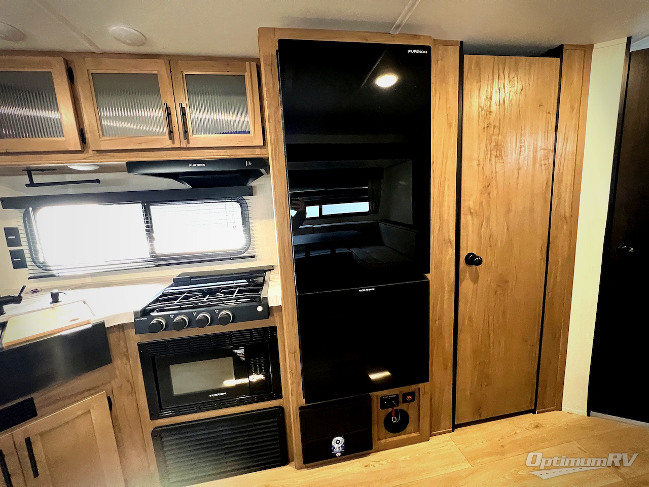 2025 Forest River Cherokee Grey Wolf 26DBH Photo 13