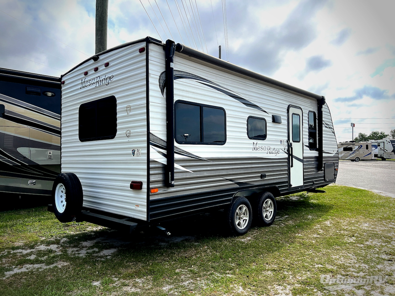 2020 Highland Ridge Mesa Ridge Conventional MR26BH Photo 3