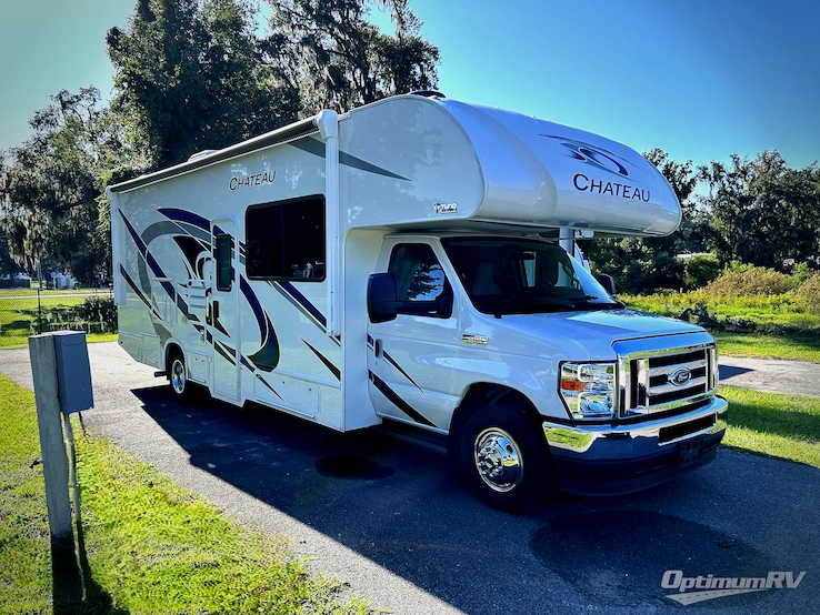 2022 Thor Chateau 27R RV Photo 1