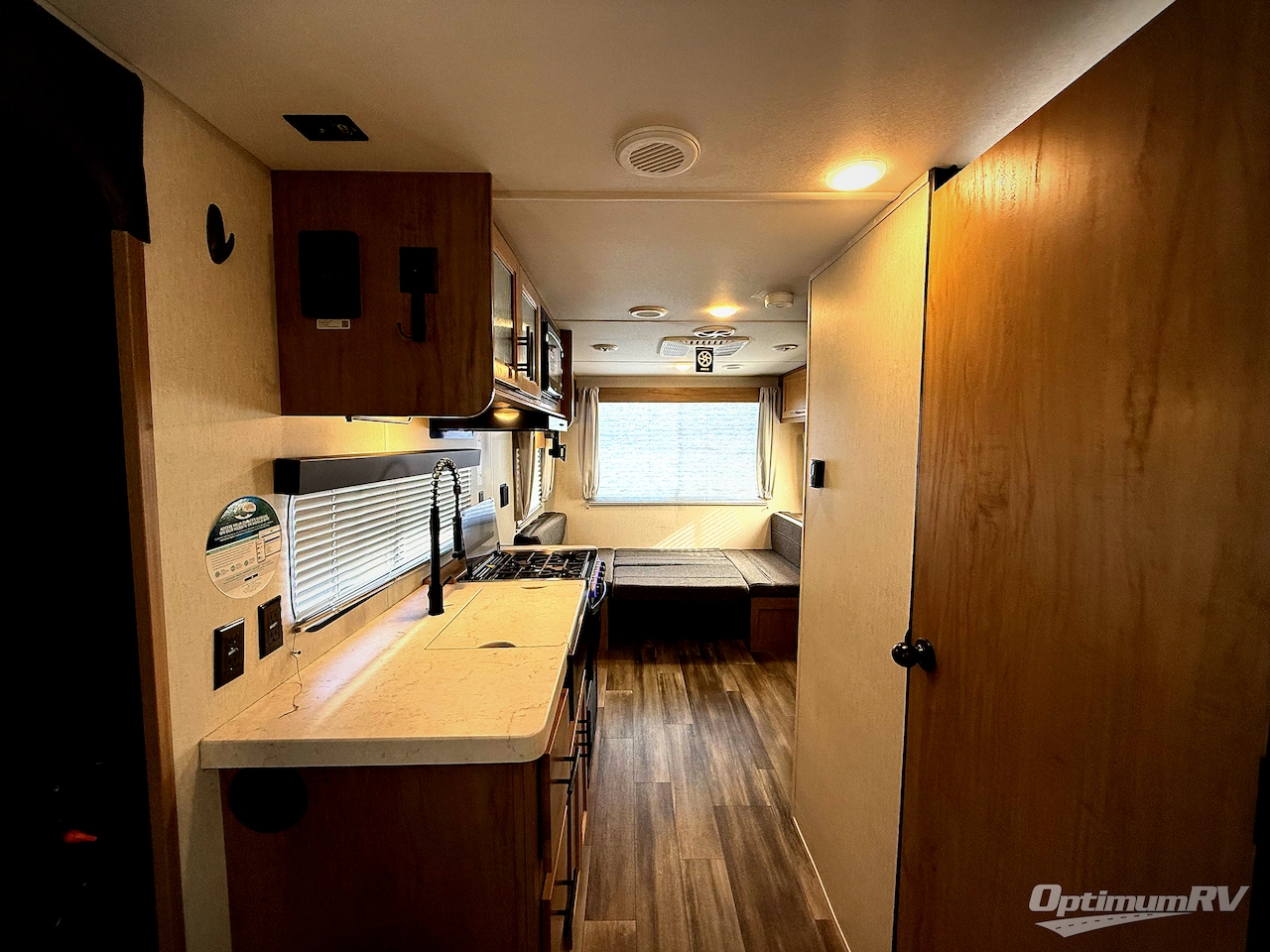 2023 Forest River Cherokee Grey Wolf 20RDSE Photo 4