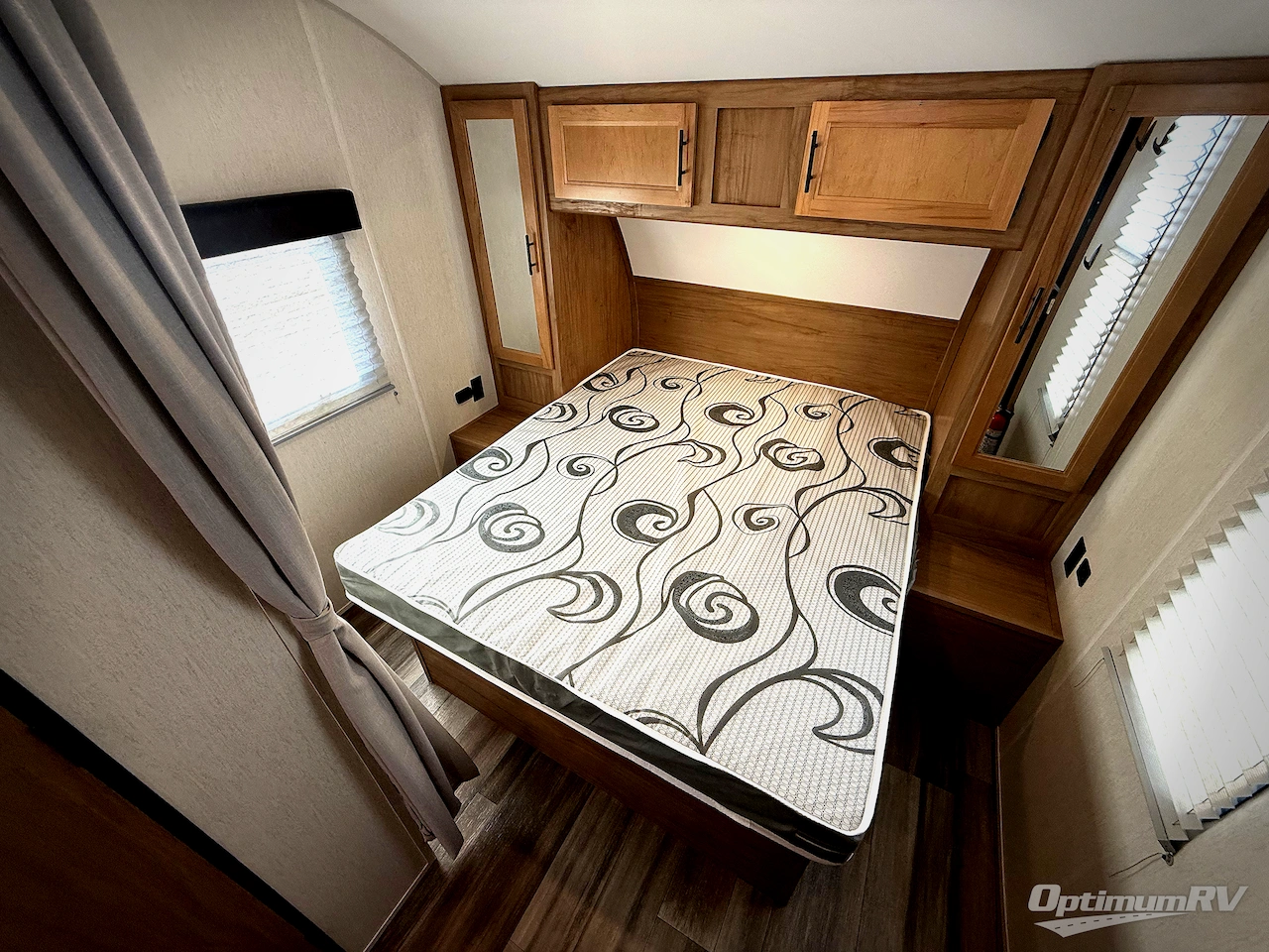 2023 Forest River Cherokee Grey Wolf 20RDSE Photo 6