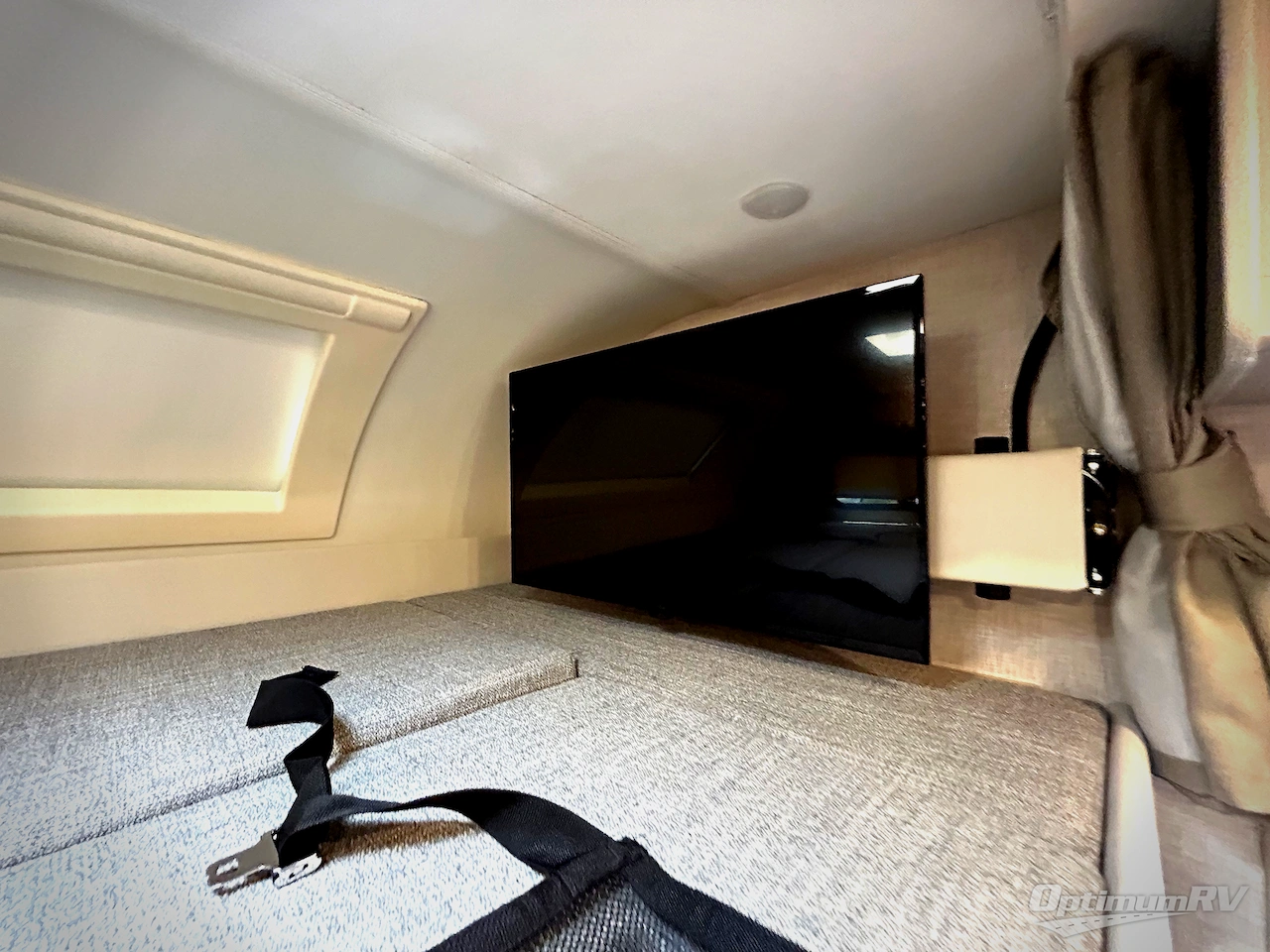2023 Thor Geneva 25VA Photo 12