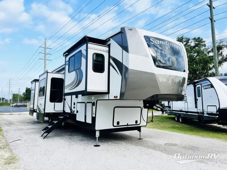 2022 Forest River Sandpiper Luxury 379FLOK RV Photo 1