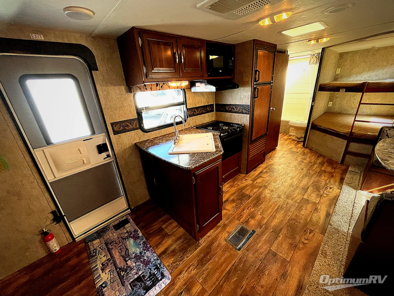 2015 Keystone Passport 2810BH Grand Touring Photo 6