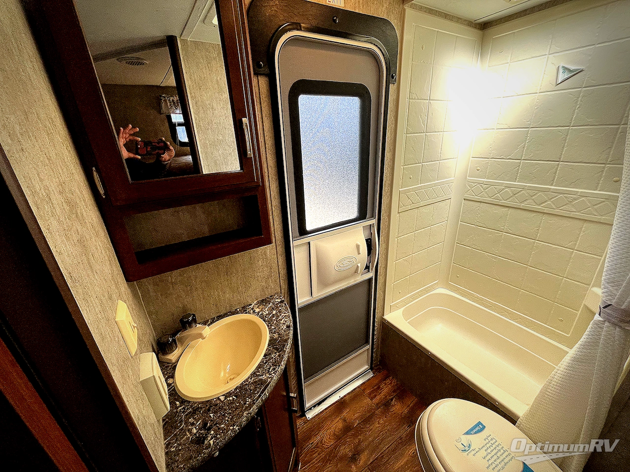 2015 Keystone Passport 2810BH Grand Touring Photo 13
