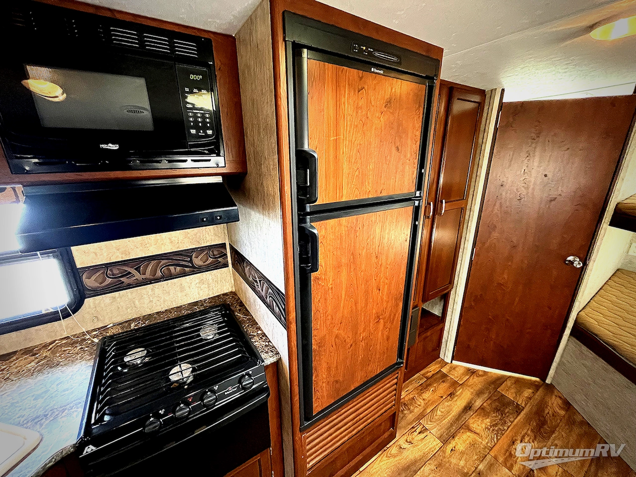 2015 Keystone Passport 2810BH Grand Touring Photo 17