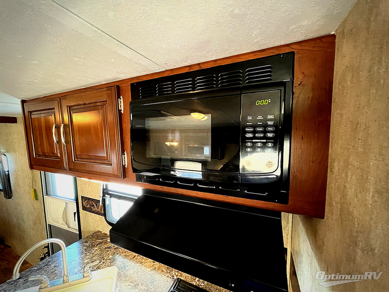 2015 Keystone Passport 2810BH Grand Touring Photo 19