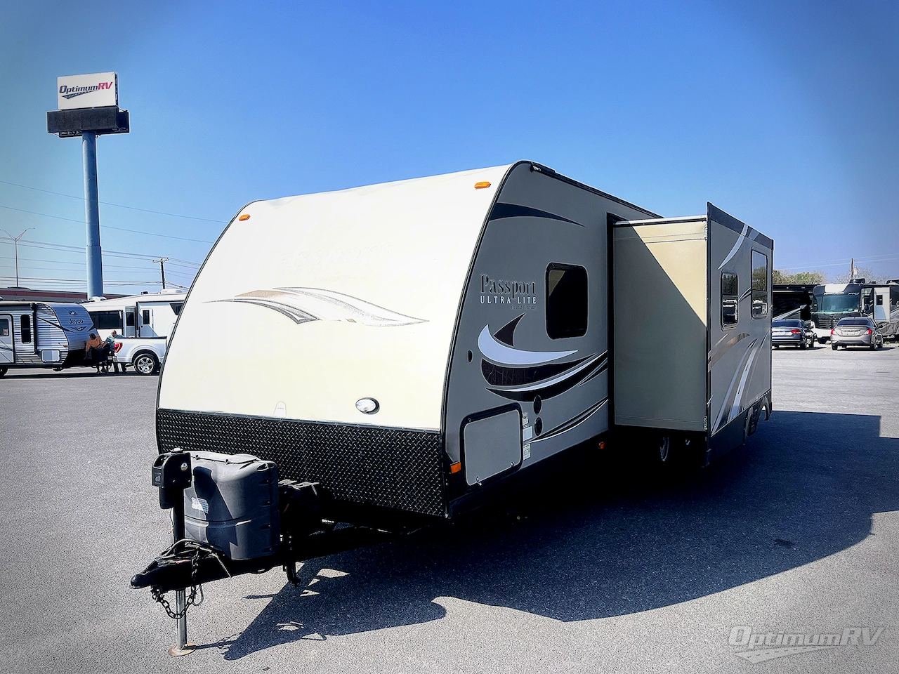 2015 Keystone Passport 2810BH Grand Touring Photo 2