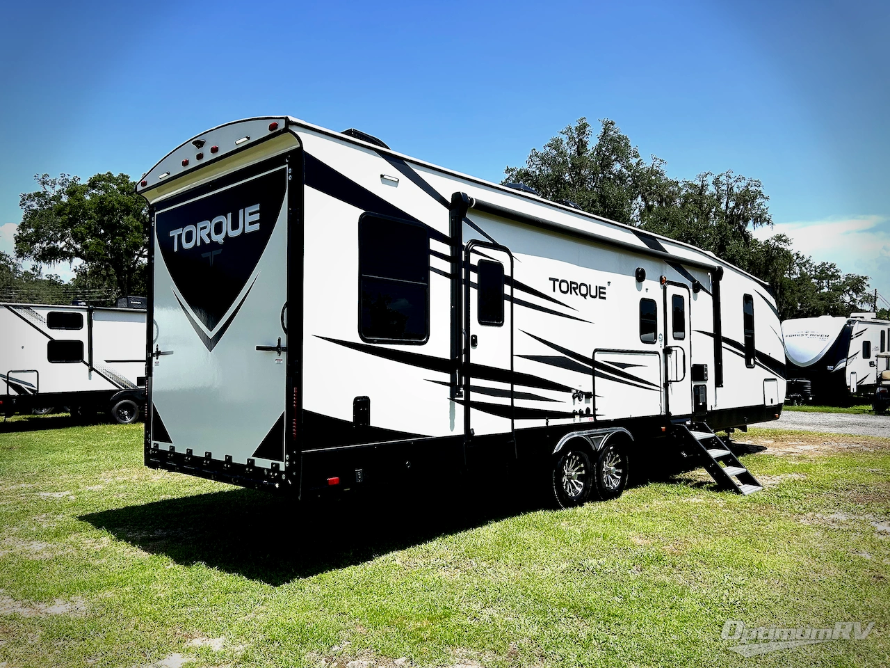 2021 Heartland Torque TQ T322 Photo 2