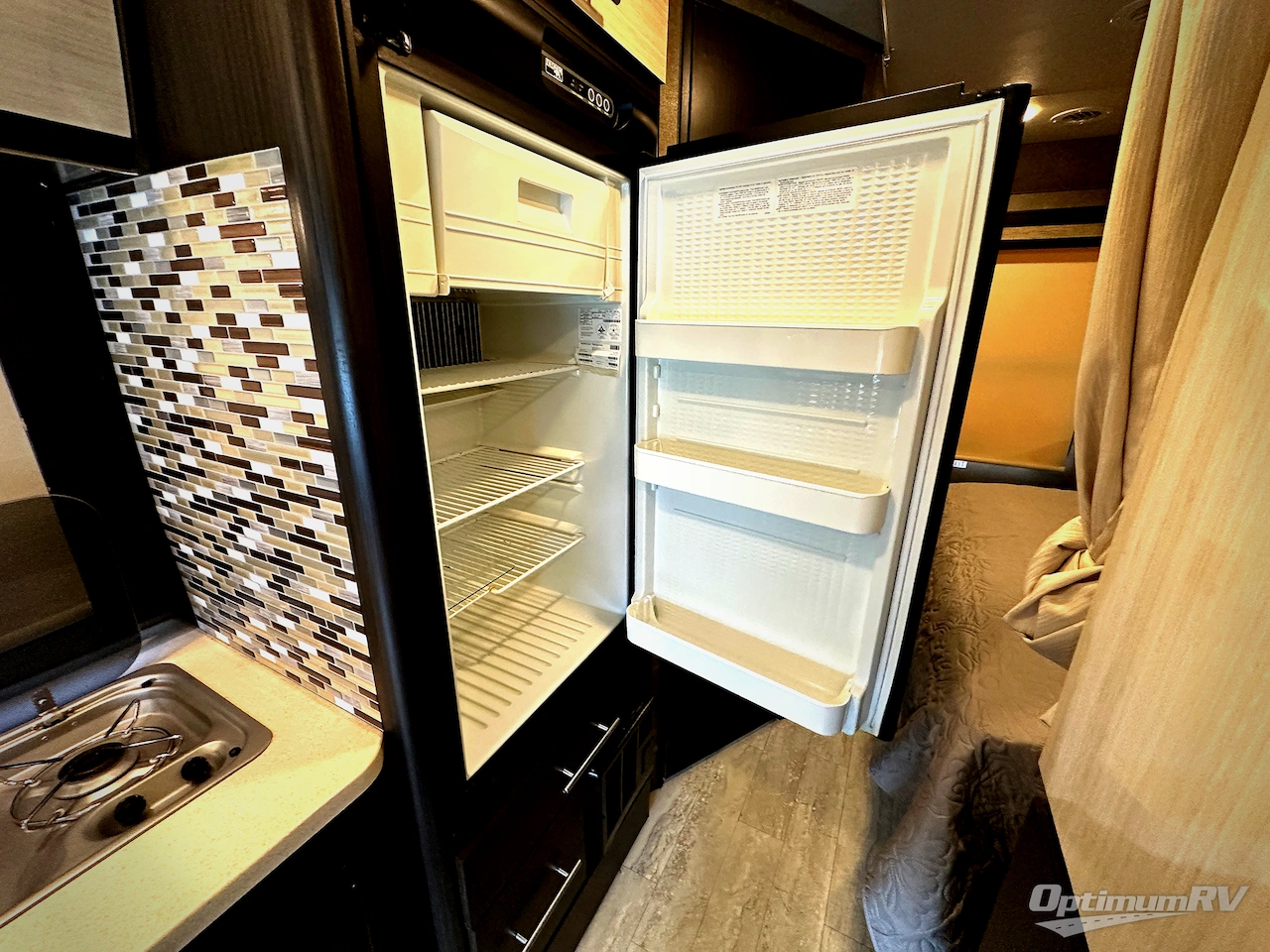 2017 Thor Gemini 23TB Photo 11