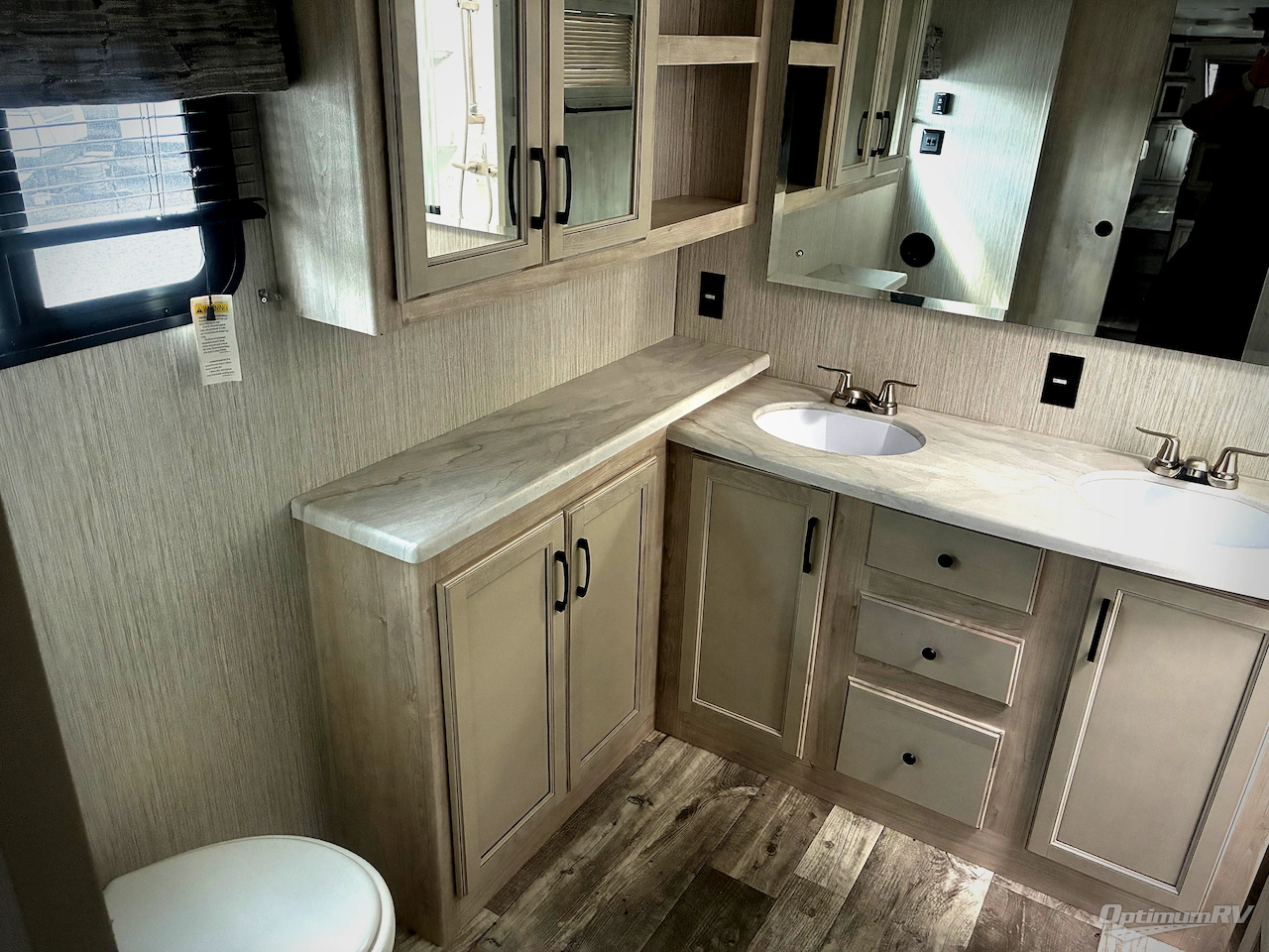 2022 Forest River Sierra 391FLRB Photo 12