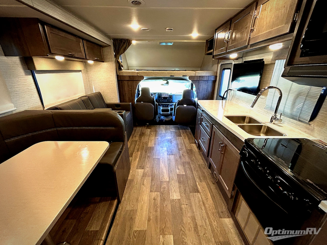 2025 Winnebago Spirit 31K Photo 5
