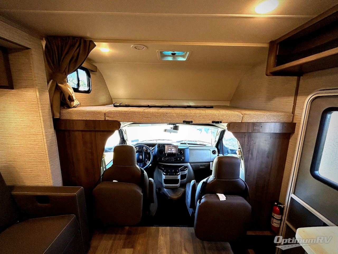 2025 Winnebago Spirit 31K Photo 10