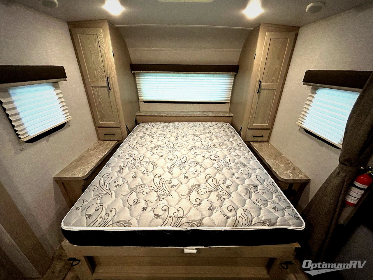 2021 Forest River Rockwood Mini Lite 2104S Photo 8