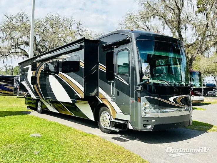 2017 Thor Tuscany XTE 40BX RV Photo 1