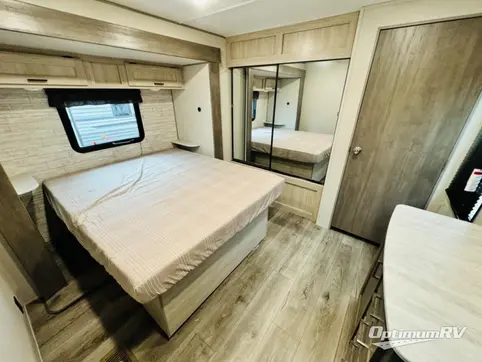 2024 Coachmen Catalina Legacy Edition 303RKDS RV Photo 4