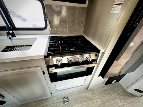 2027 Coachmen Catalina Trail Blazer 26TH RV Photo 3