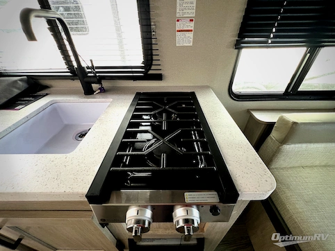 2026 Coachmen Catalina Summit Series 7 154RDX RV Photo 3