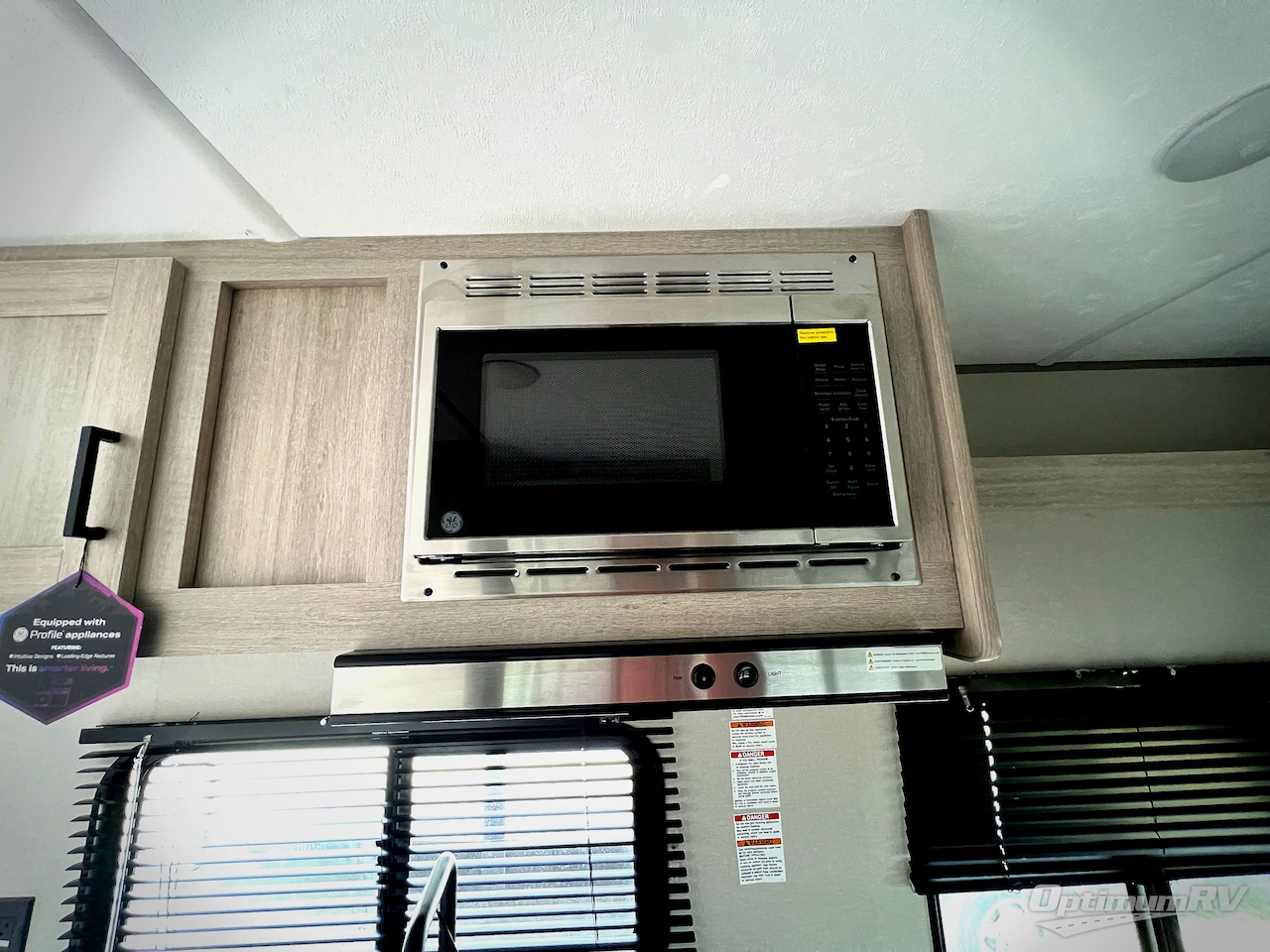 2026 Coachmen Catalina Summit Series 7 154RDX Photo 10