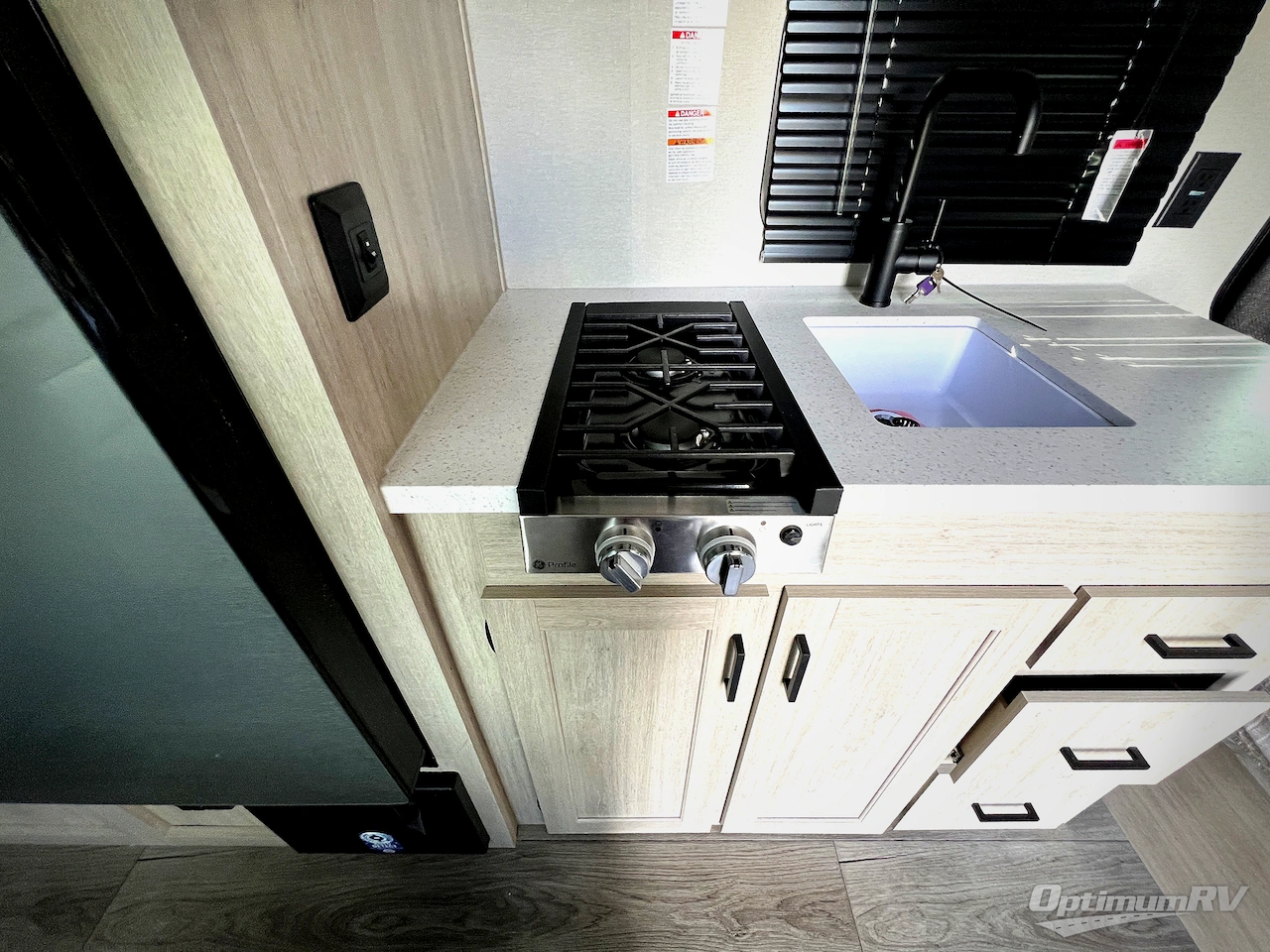 2026 Coachmen Catalina Summit Series 7 154RBX Photo 11