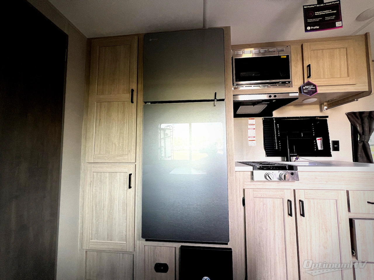 2026 Coachmen Catalina Summit Series 7 154RBX Photo 13