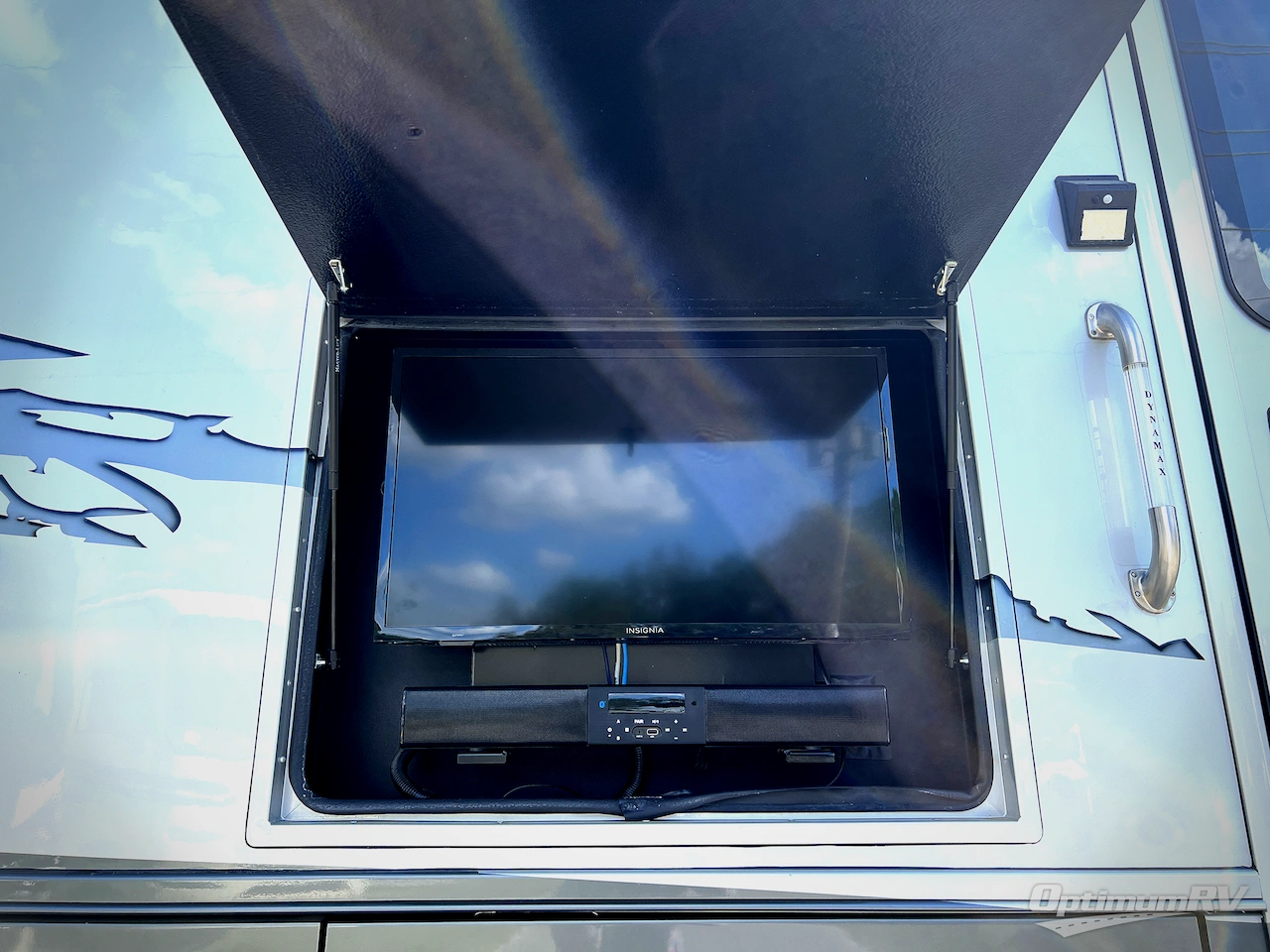 2022 Dynamax FORCE HD 34KD HD Photo 4