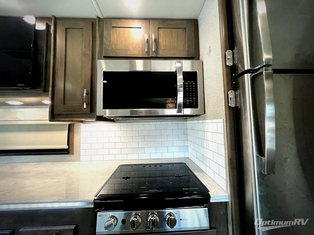 2022 Dynamax FORCE HD 34KD HD Photo 14