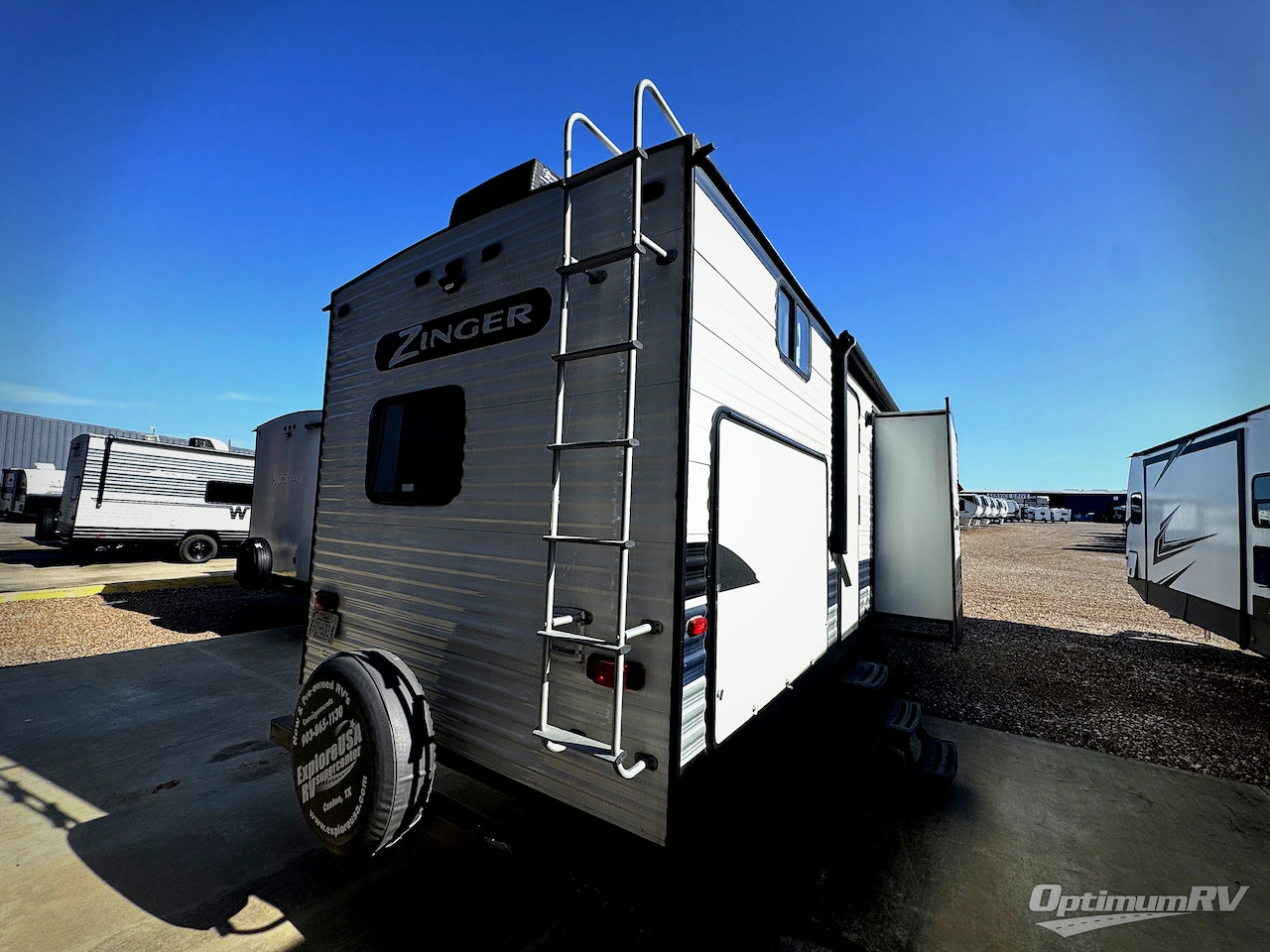 2021 CrossRoads Zinger ZR331BH Photo 2