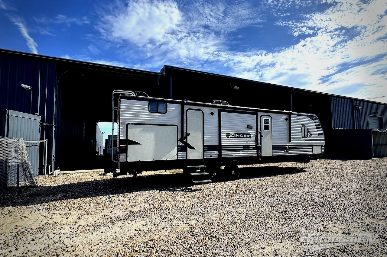 2021 CrossRoads Zinger ZR331BH Photo 2