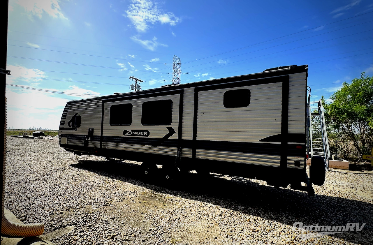 2021 CrossRoads Zinger ZR331BH Photo 3