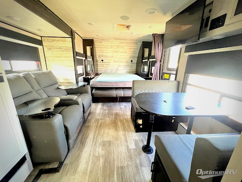 2023 Jayco Jay Feather 21MML RV Photo 2
