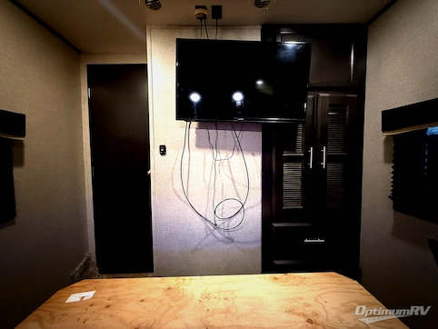 2019 Jayco Eagle HT 270RLDS RV Photo 3